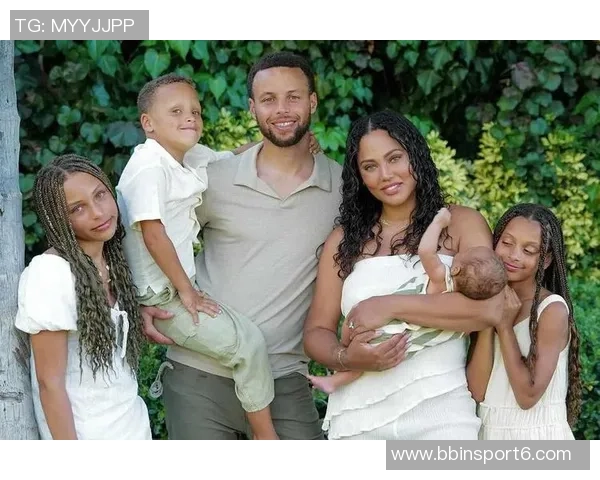 夸梅直言阿耶莎因库里成名而嫉妒赞助也难以改变现状